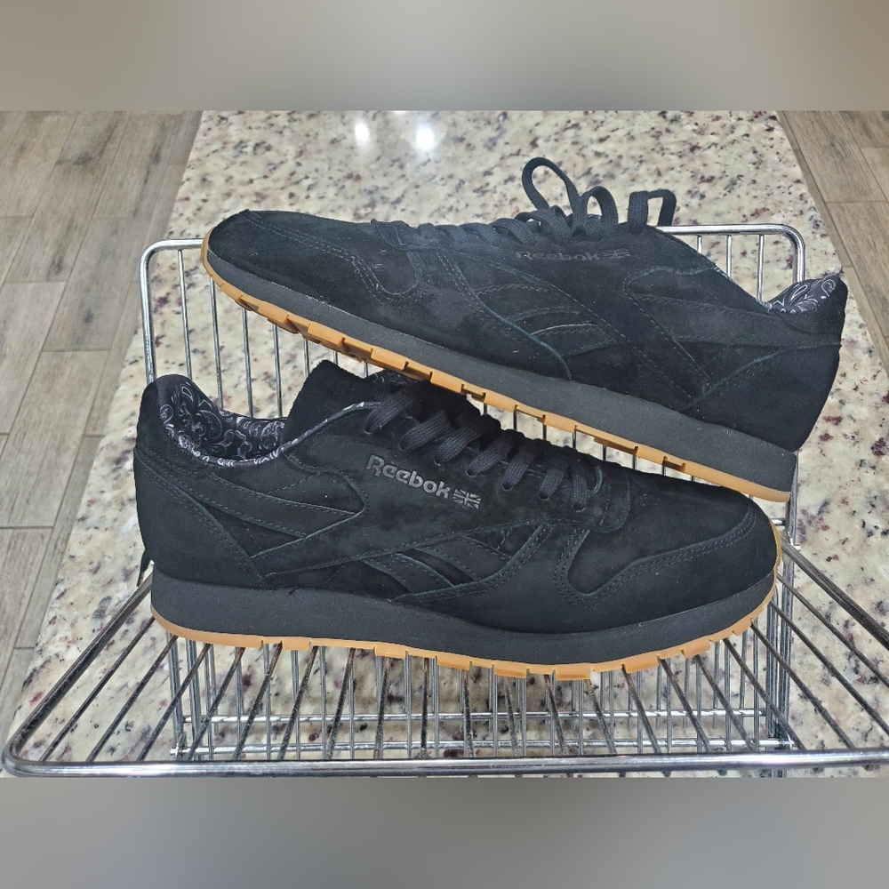 Reebok Classic Suede Tdc (Euc)